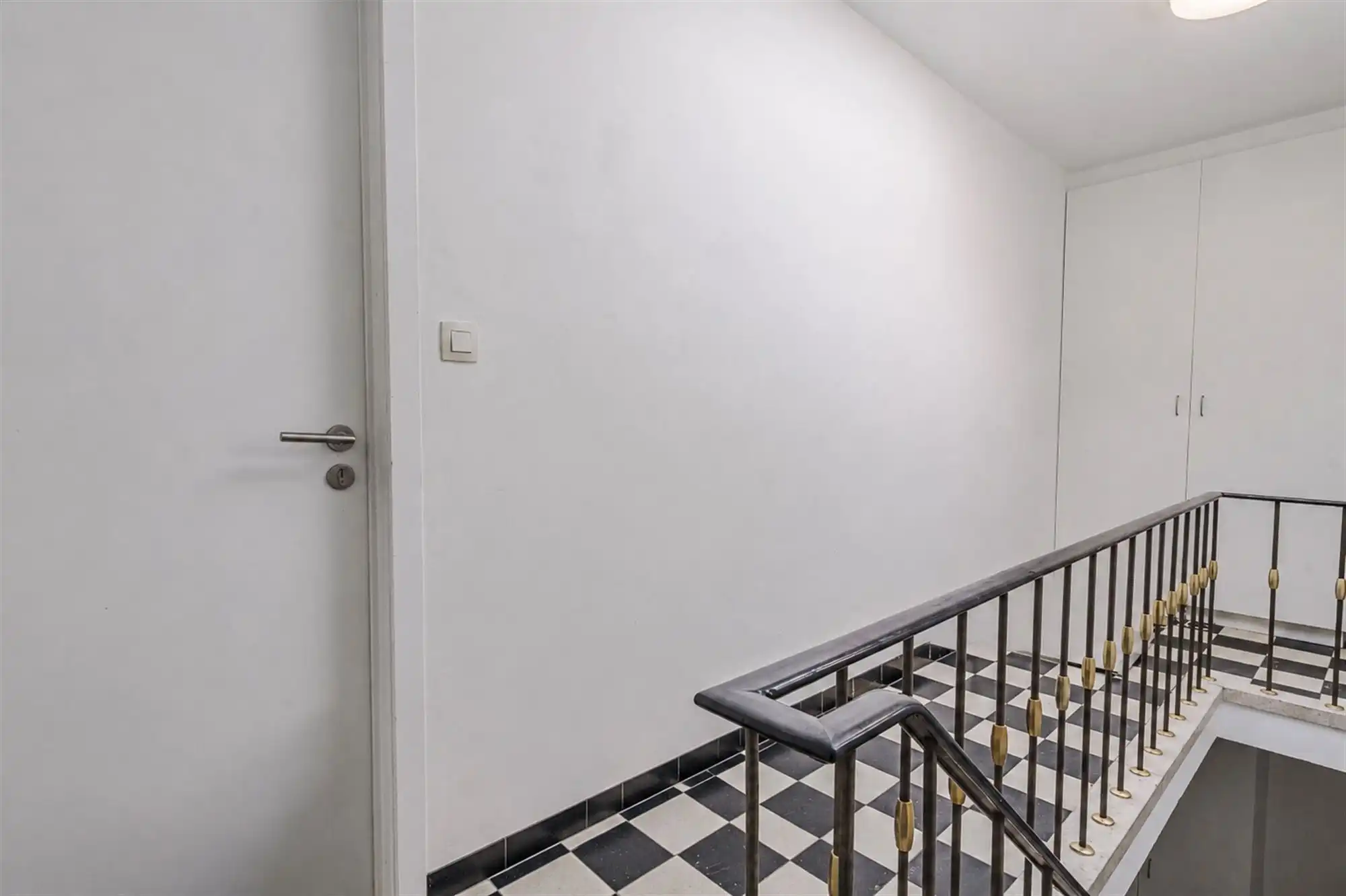 Opbrengsteigendom met 3 verhuurde appartementen foto 25