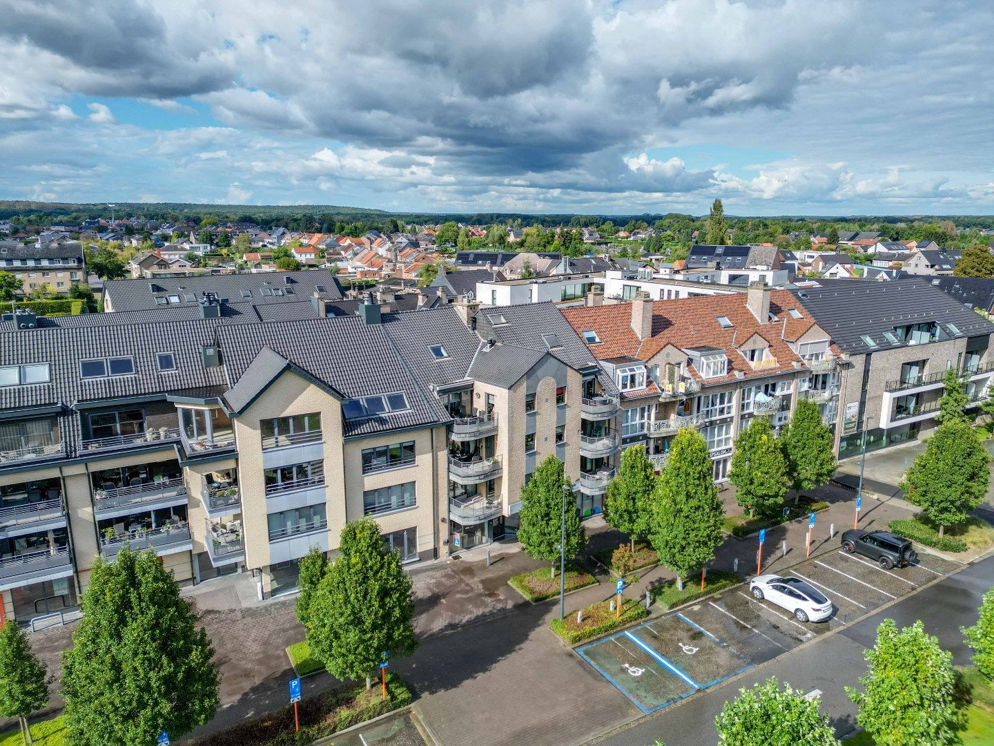 HANDELSPAND MET EEN BRUIKBARE OPP. VAN 325 M² IN CENTRUM LANAKEN !  foto 18