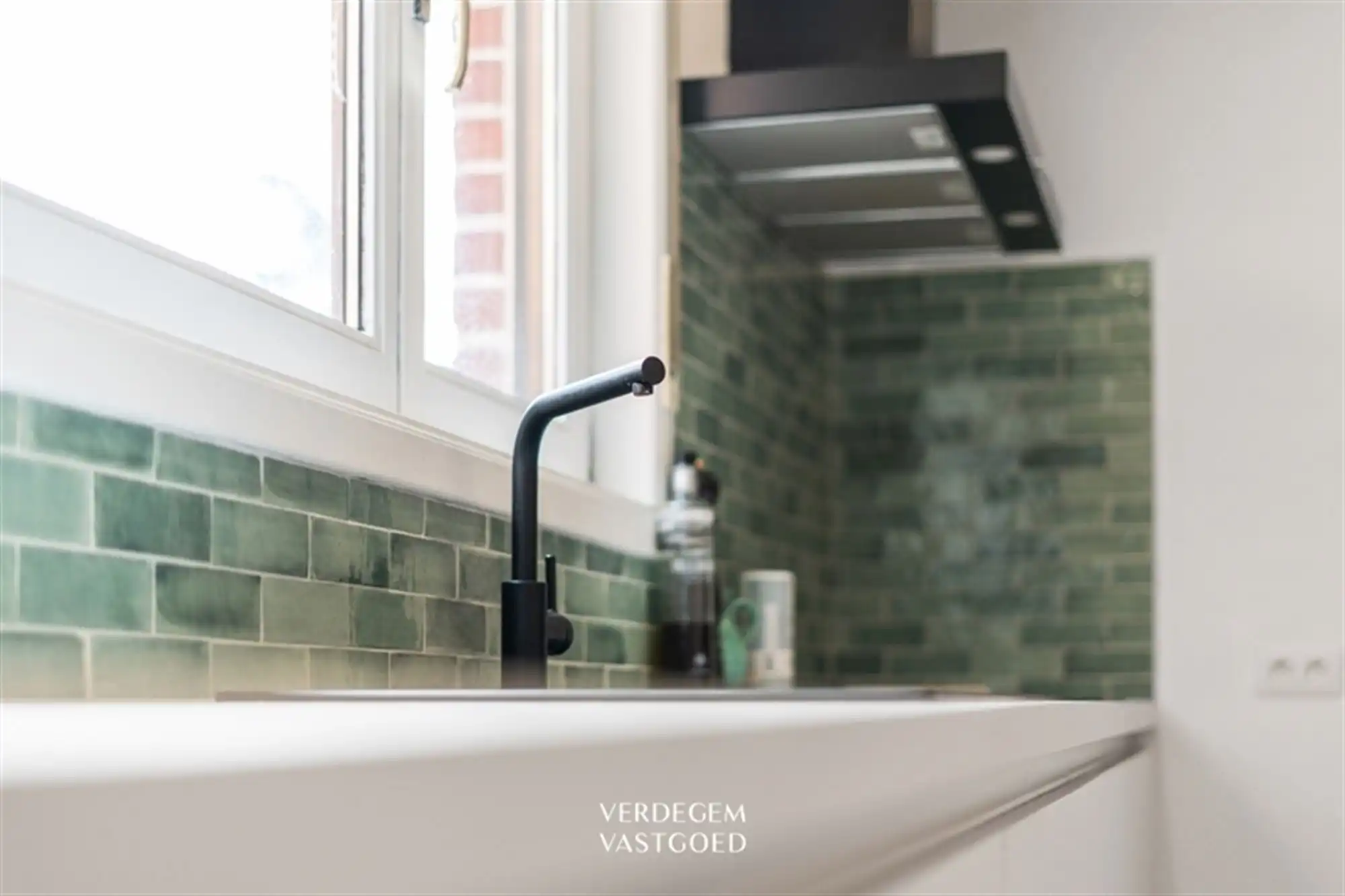 Centraal gelegen woning met heerlijke vibe, 3 slaapkamers en zuid tuin foto 11