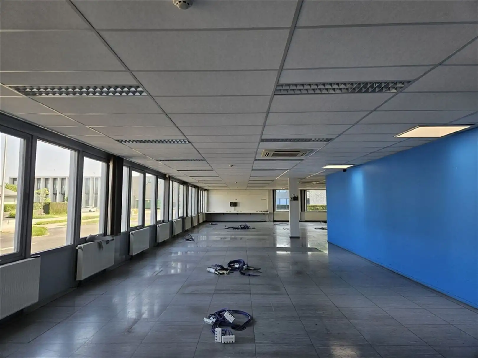 Polyvalente magazijnen/kantoren foto 19