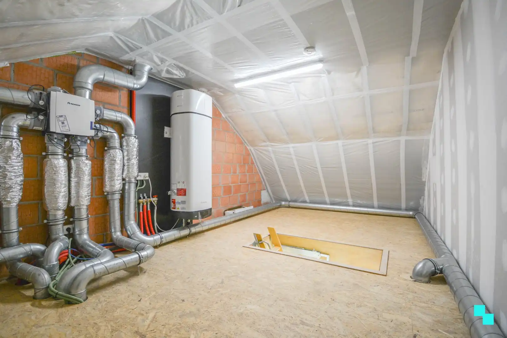 Stijlvolle hernieuwbouwwoning (BEN) met 2 slaapkamers - stadscentrum foto 19