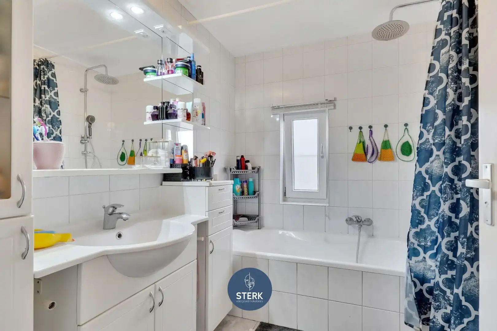 GEZINSWONING MET 3 SLPKS, TUIN EN GARAGE IN HET RUSTIGE REKEM ! foto 15