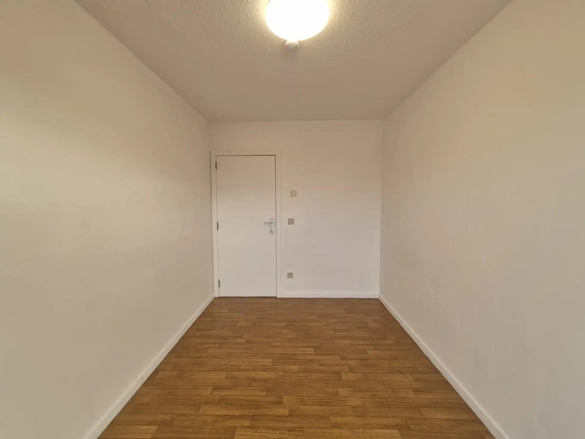 Gezellig 2-slaapkamer appartement in centrum Wetteren. foto 16