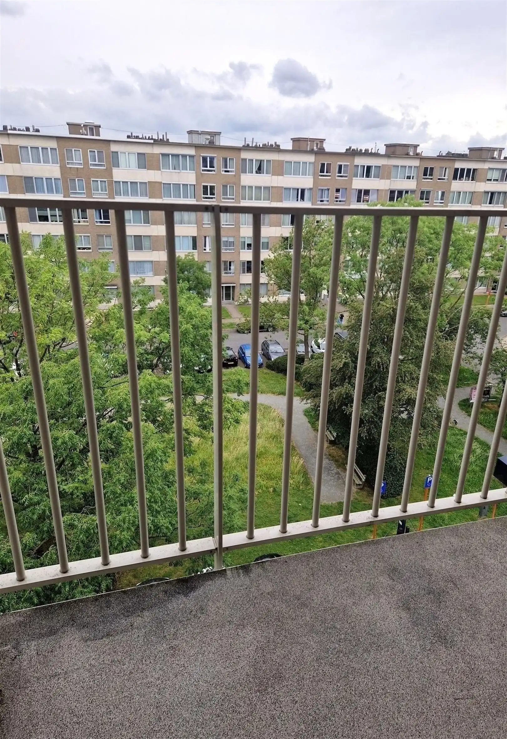 Zeer gunstig gelegen appartement met 2 terrassen op 5e vd. foto 6