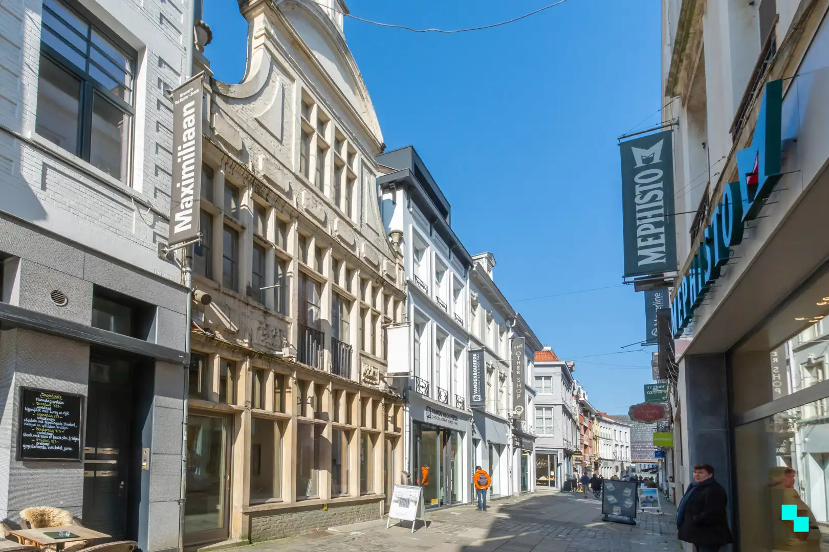 Authentiek handelspand in de Mageleinstraat foto {{pictureIndex}}