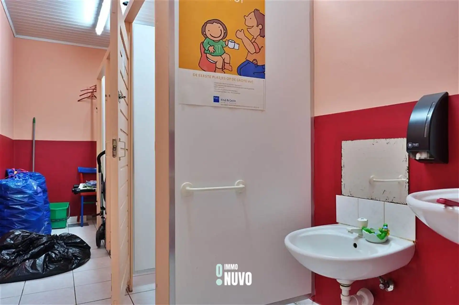 Gemengd gebouw foto 74