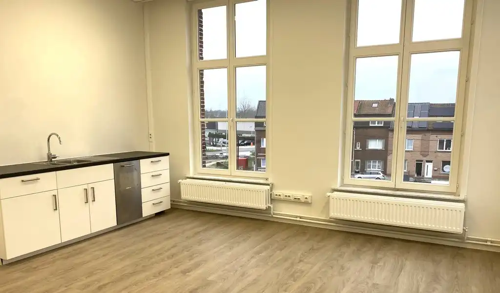 Kantoren te huur in voormalige directeurswoning in Gent foto 14