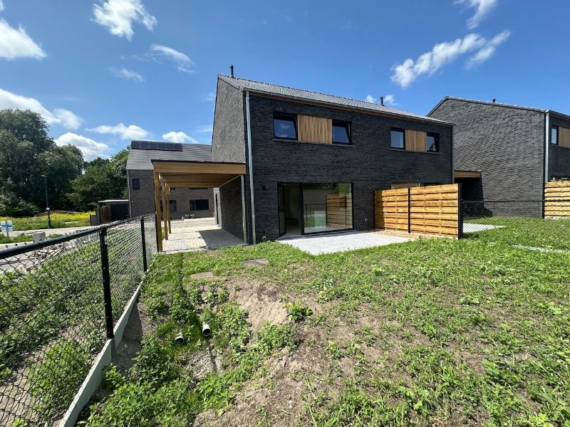 Stijlvolle nieuwbouwwoning in het centrum van Kaprijke! foto 18