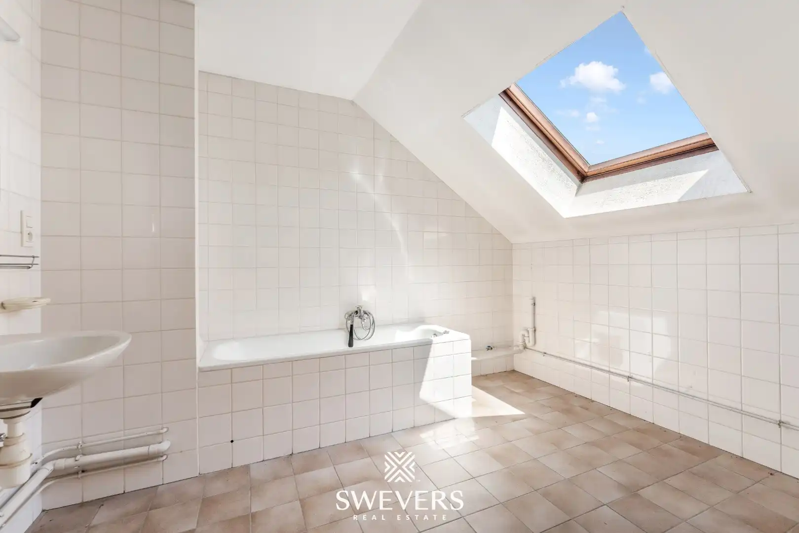 Veelzijdig handelspand op toplocatie in het centrum van Beringen foto 29