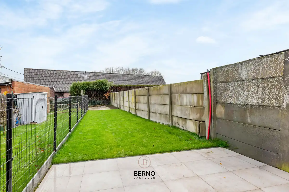 Prachtige (ver)nieuwbouw met autostaanplaats vlakbij de 'Heide' foto 11