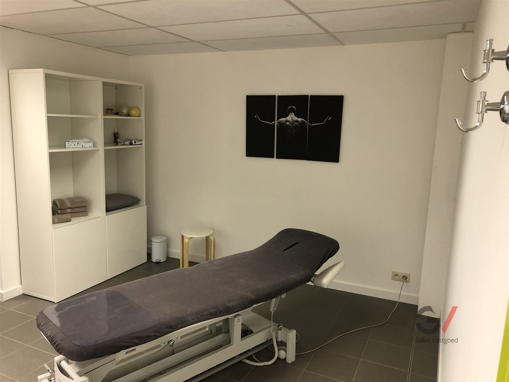 Commerciële winkelruimte te huur foto 12