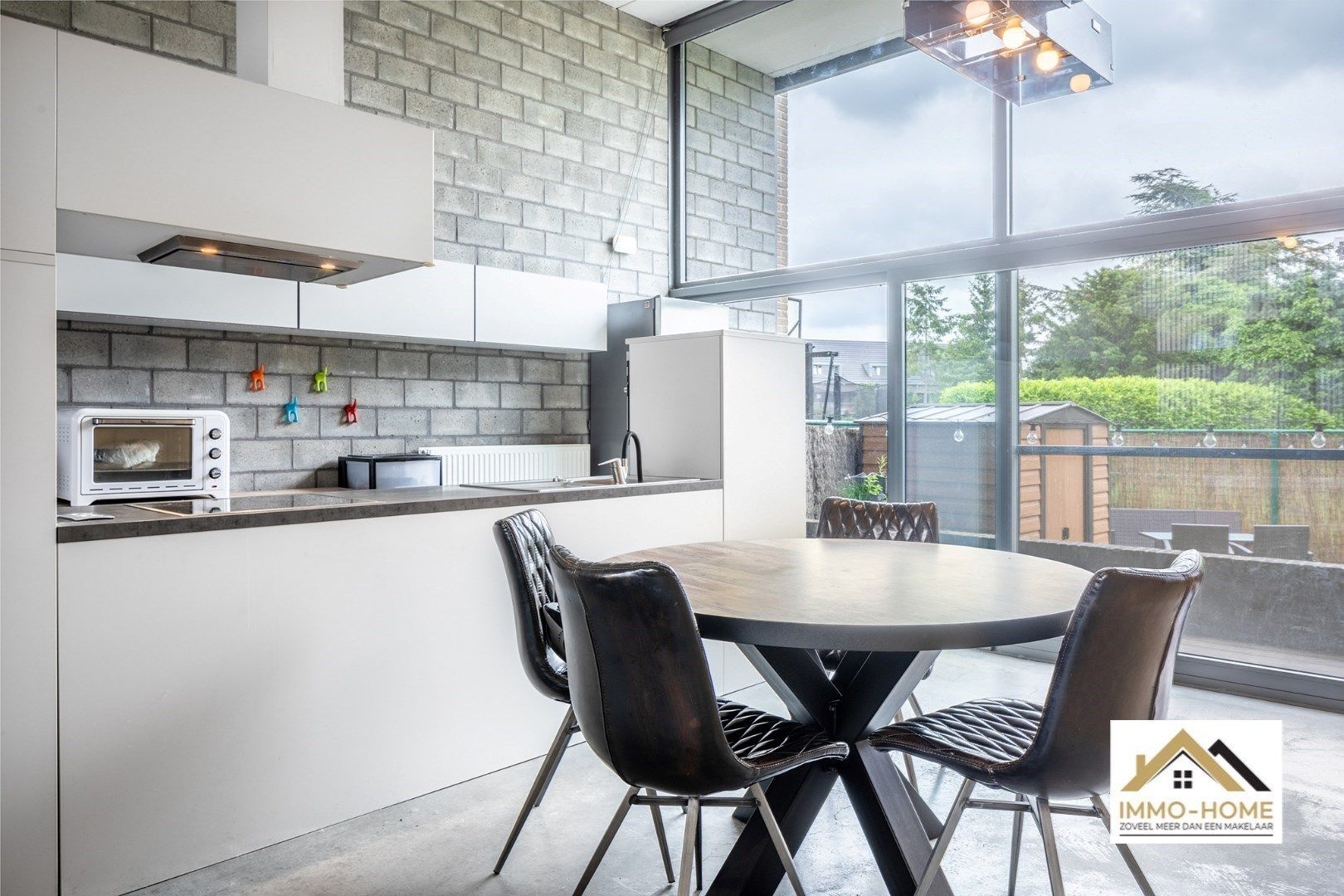 Moderne, strakke woning met mogelijk 3de Slaapkamer!  foto 6