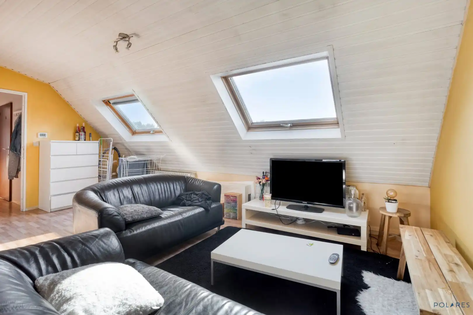 Instapklaar 3-slaapkamerappartement in hartje Herent foto 9