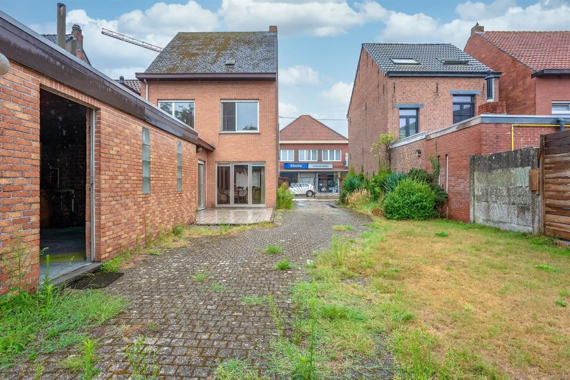Op te frissen half-open gezinswoning met 3 slaapkamers en een ruime zolder foto 14