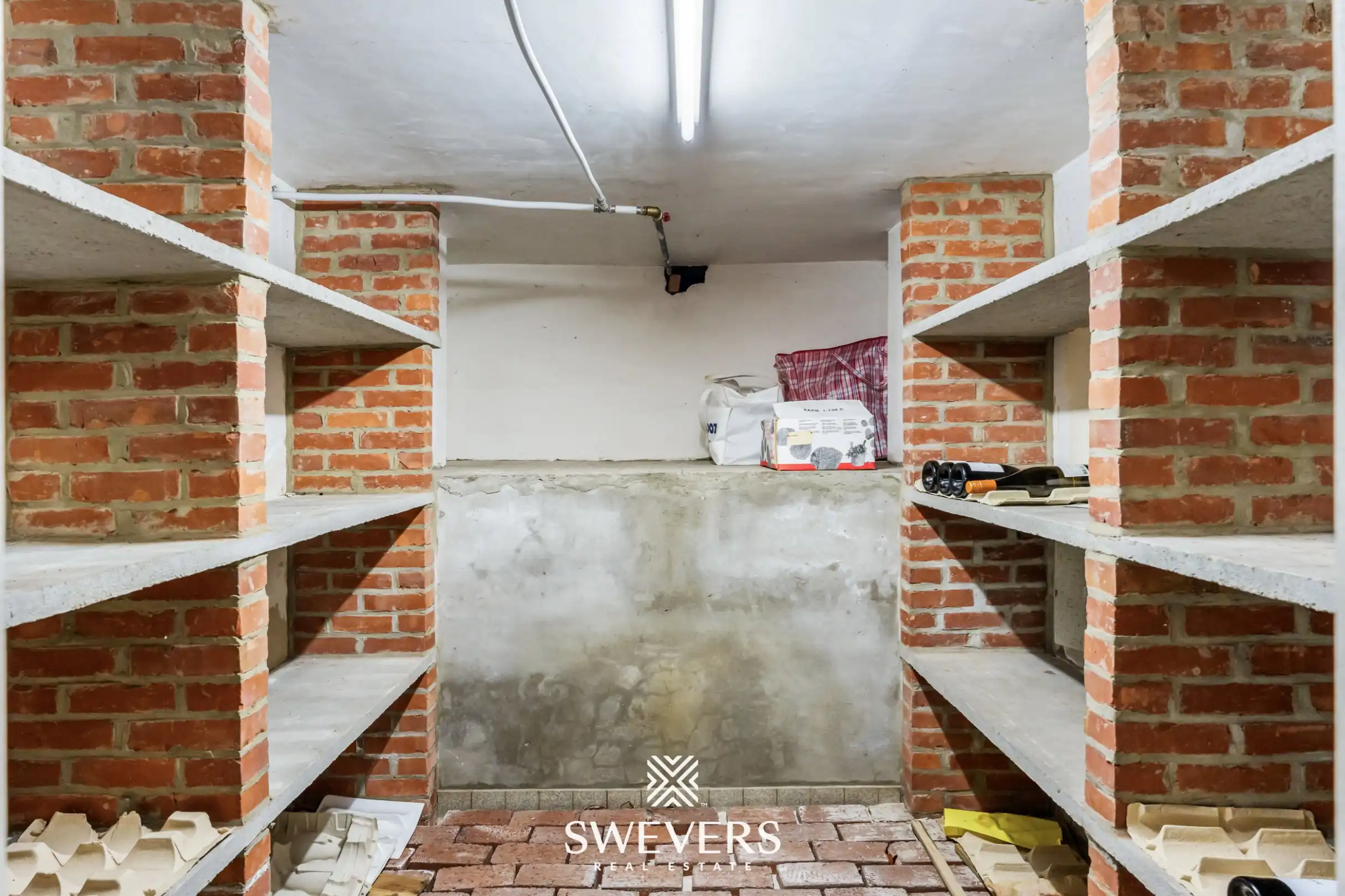 Knappe woning met orangerie, mogelijkheid tot 4 slpk en achterliggende bouwgrond foto 26