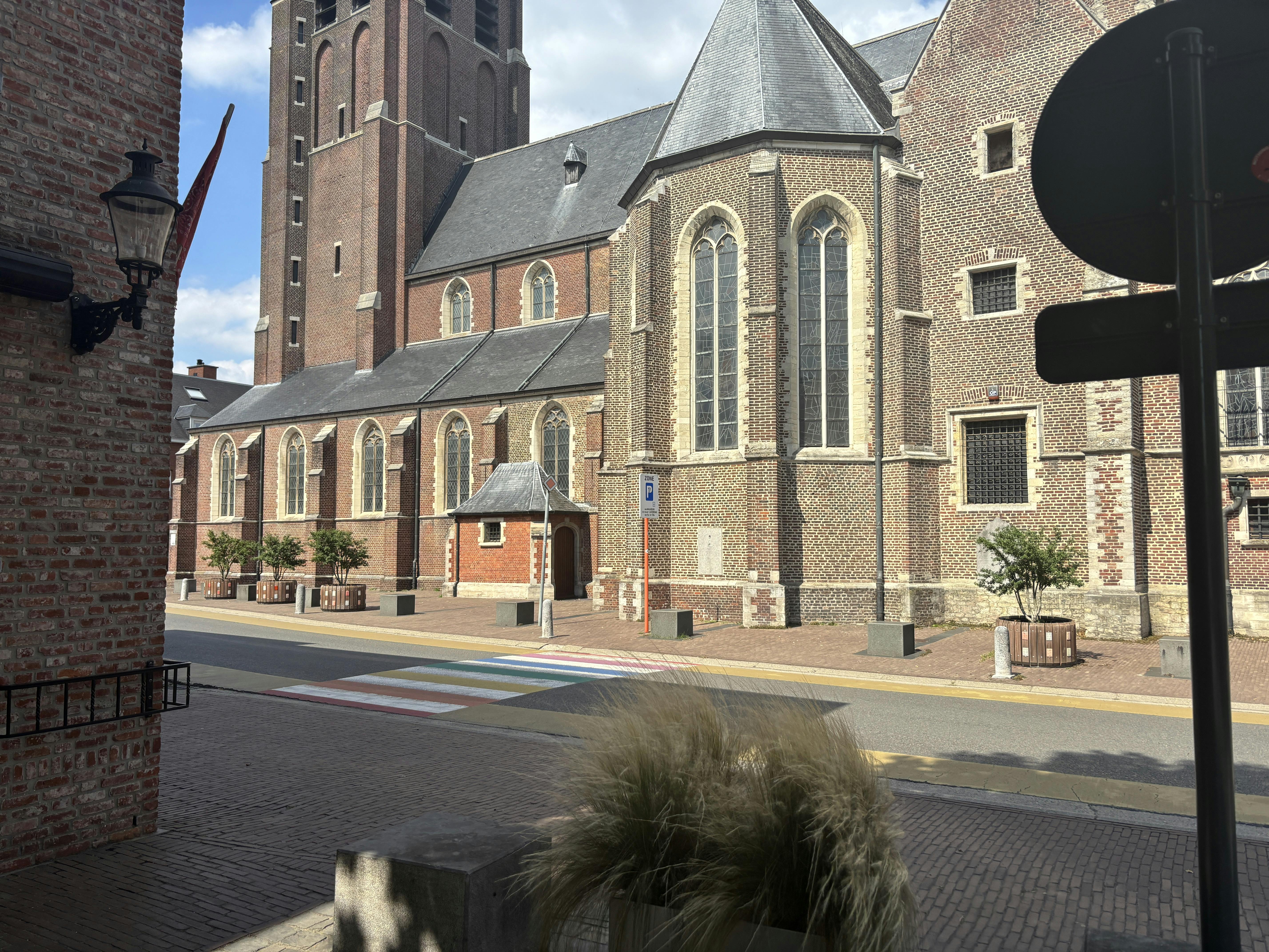 Handelspand met woonst te koop in centrum Brecht! foto 6