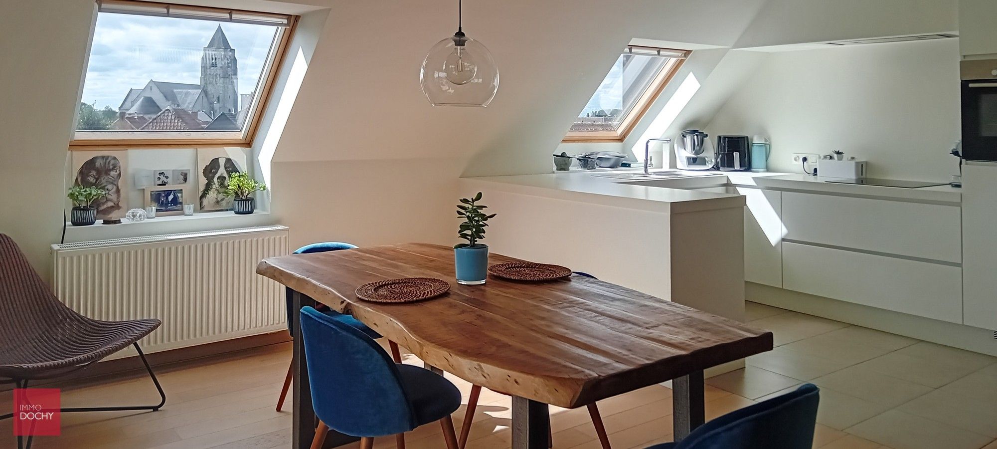 Instapklaar ruim appartement nabij station | Rene Sabbestraat - Westerlaan foto 2