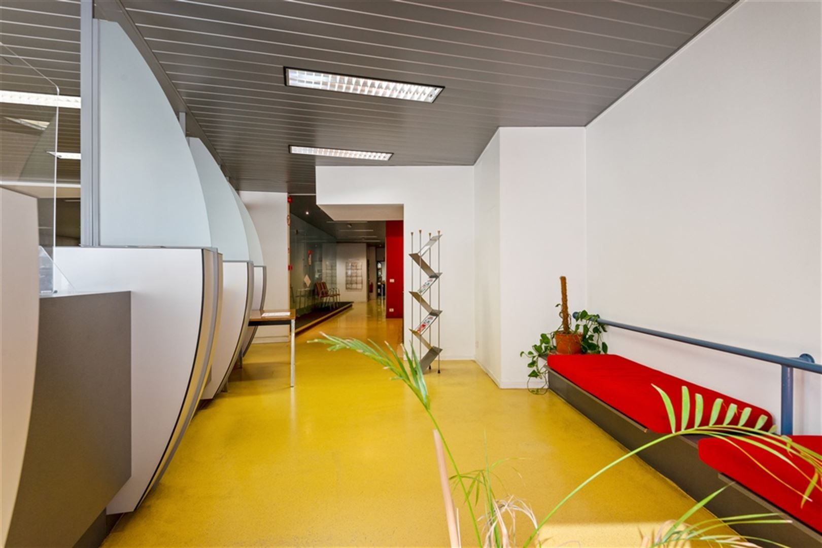 Kantoorgebouw foto 8