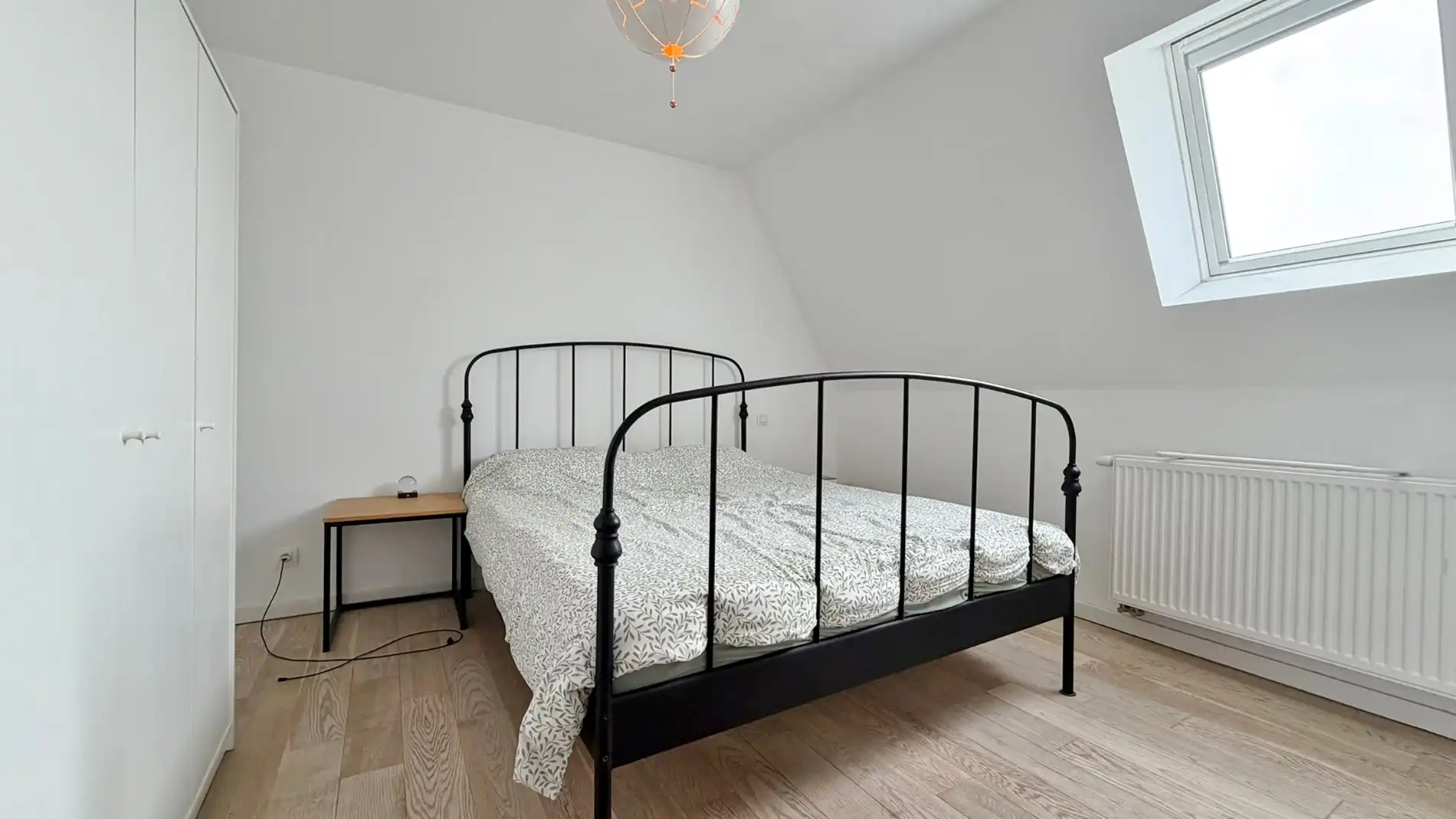 Instapklare, volledig gerenoveerde en energiezuinige woning te koop in het charmante Mesen! foto 10