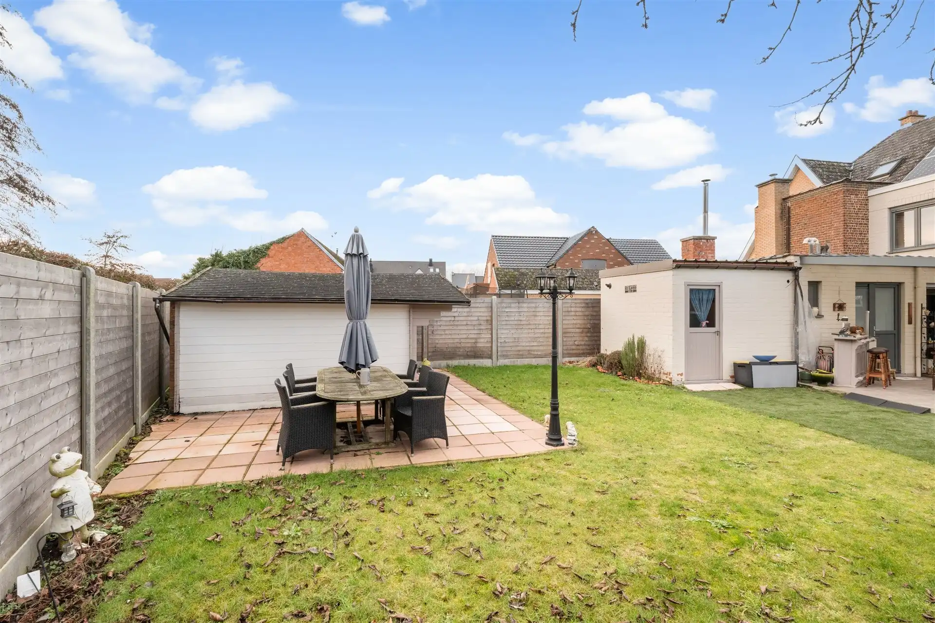 Instapklare, energiezuinige woning in Lede met toffe tuin foto 18