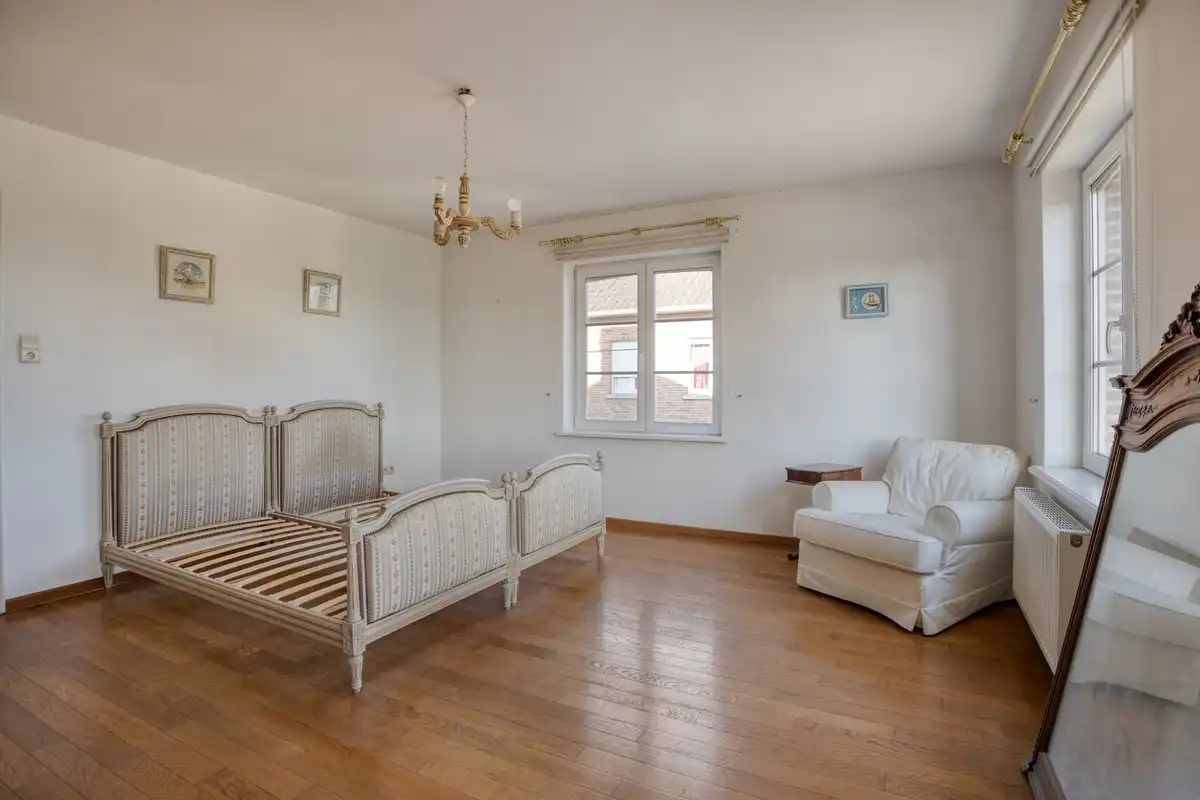 Riante villa met vier slaapkamers en prachtig uitzicht op strategische ligging foto 16