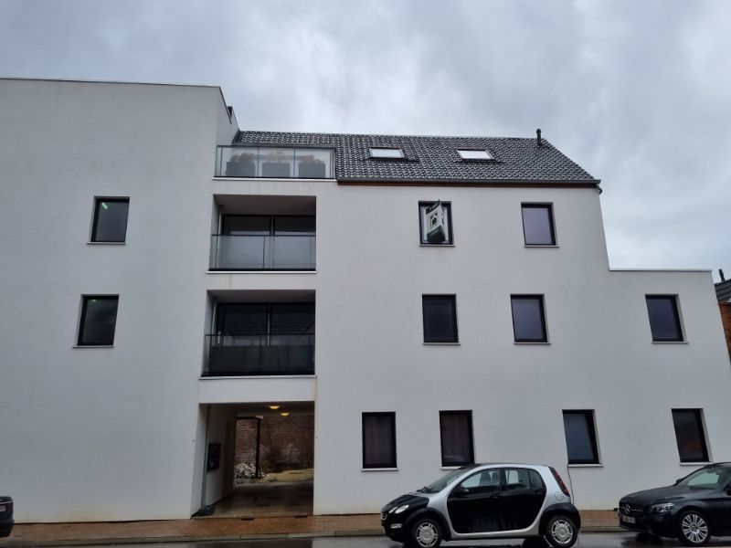 Modern appartement met 2 slaapkamers en zonnig terras foto 16