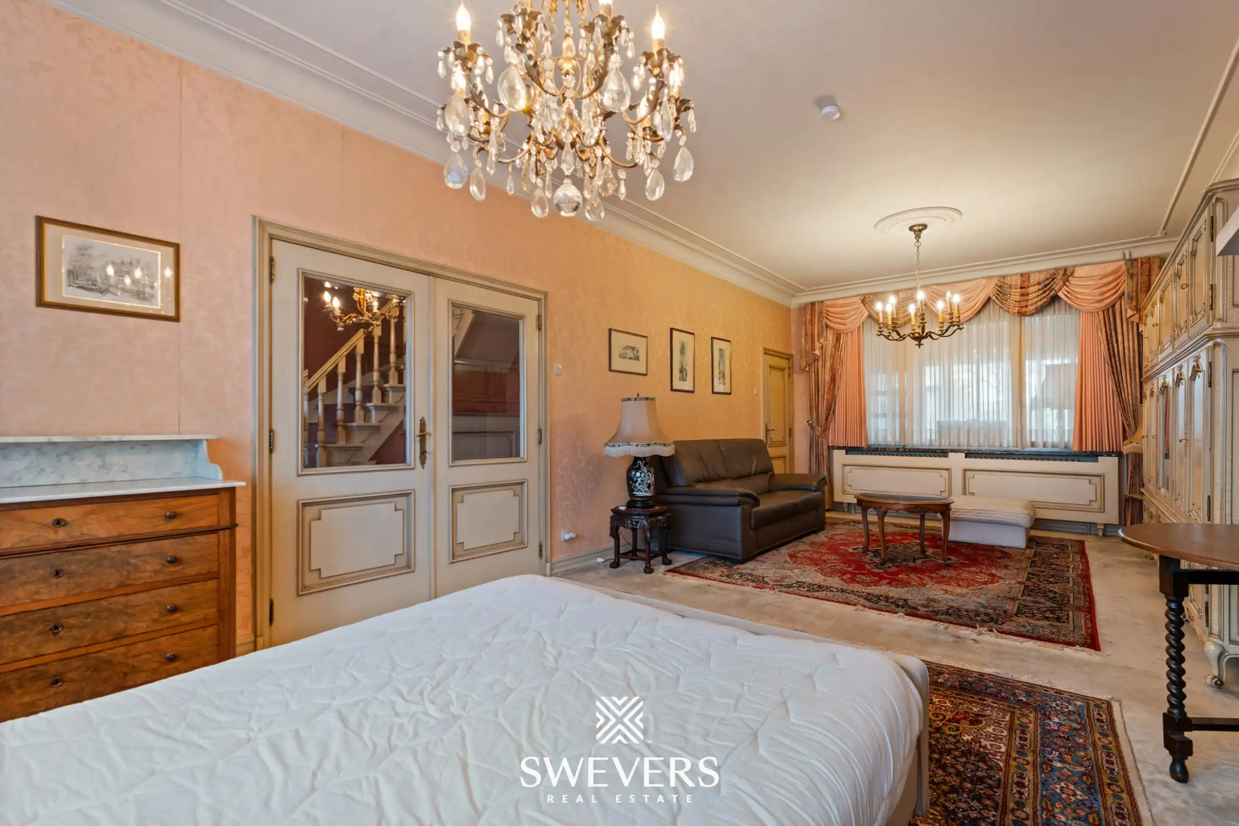 Karaktervolle halfopen bebouwing met uitzonderlijk potentieel en zonnige tuin nabij Hasselt centrum foto 14