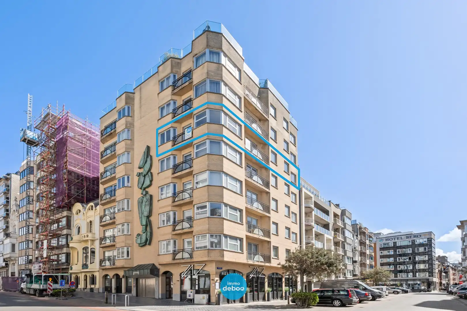 Ruim hoekappartement met zee- en havenzicht foto 2