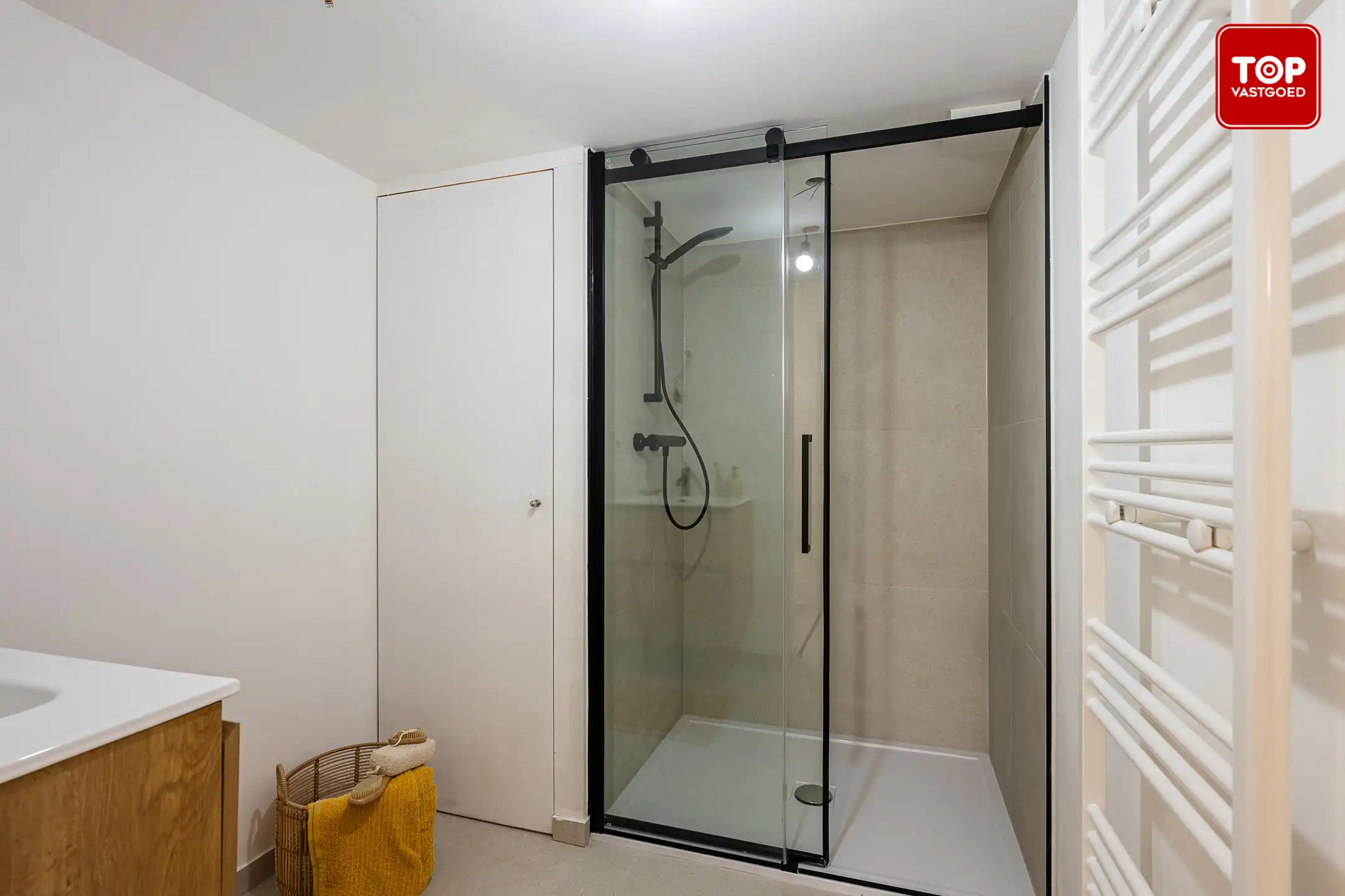 Stijlvol appartement met 2 slaapkamers op een toplocatie foto 15