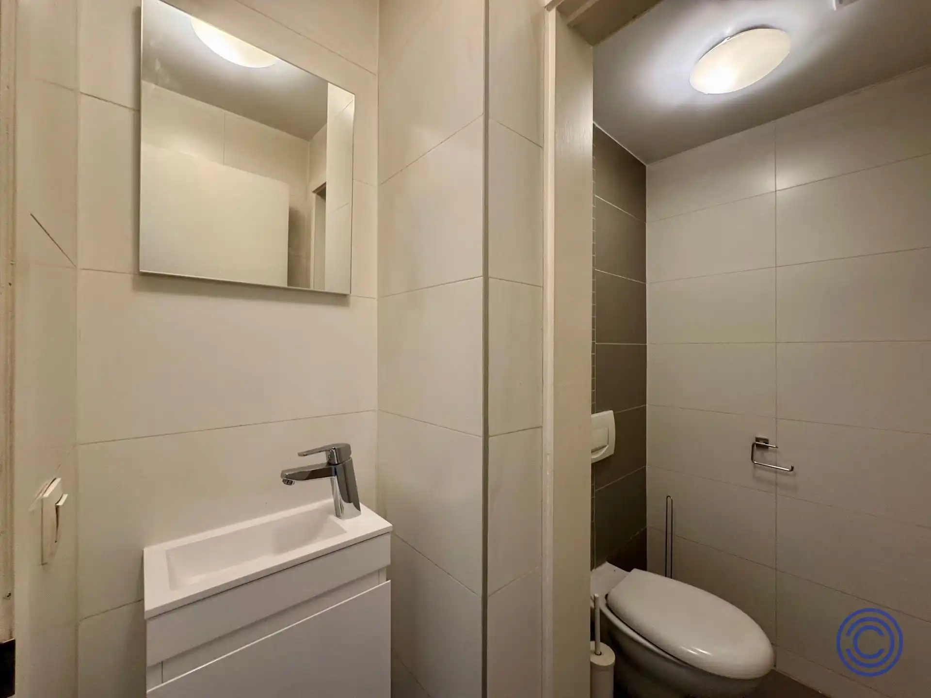 Ruime duplex met 2 slaapkamers in centrum Antwerpen! foto 10