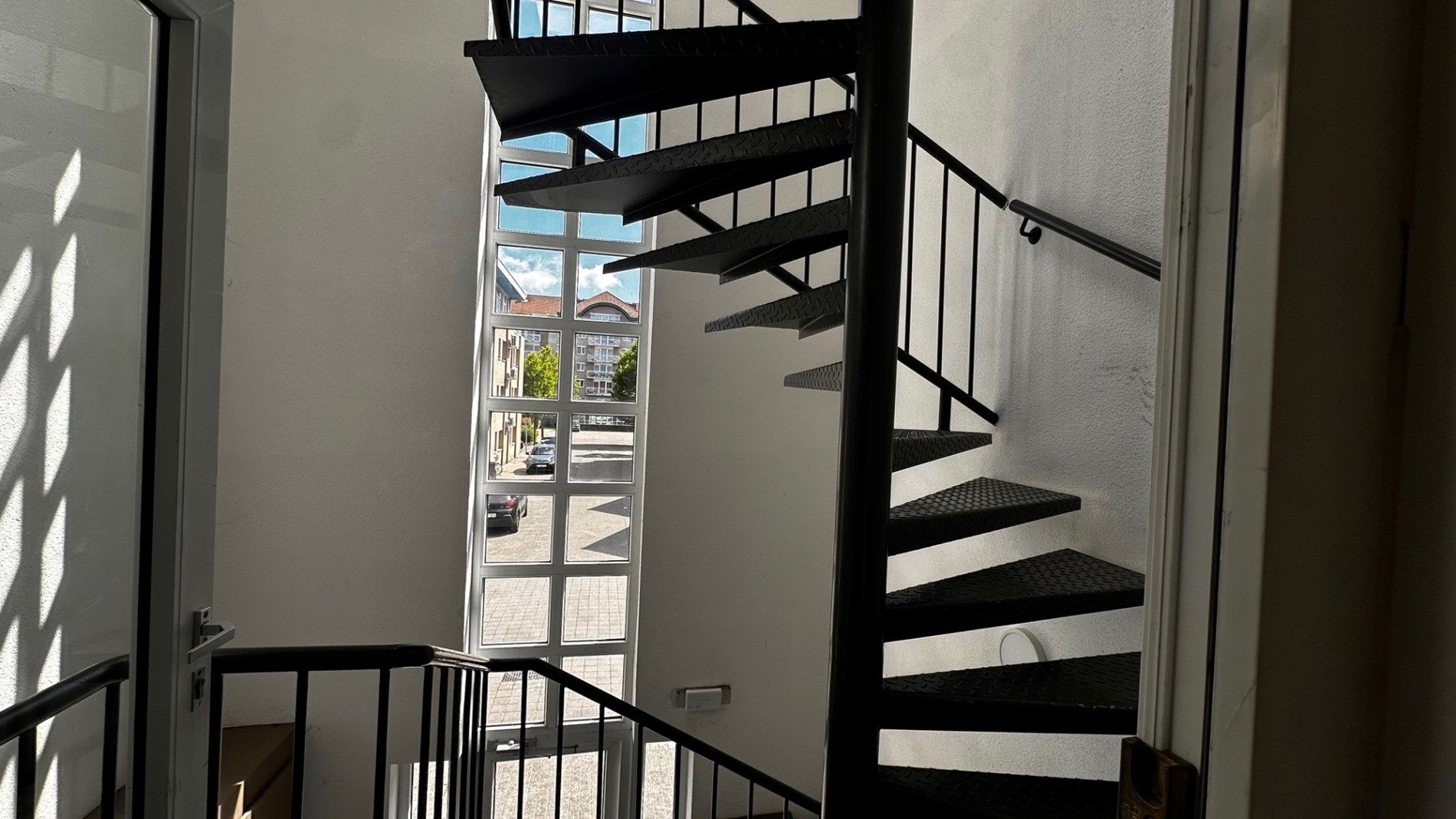 Studio te koop in centrum Lokeren foto 4