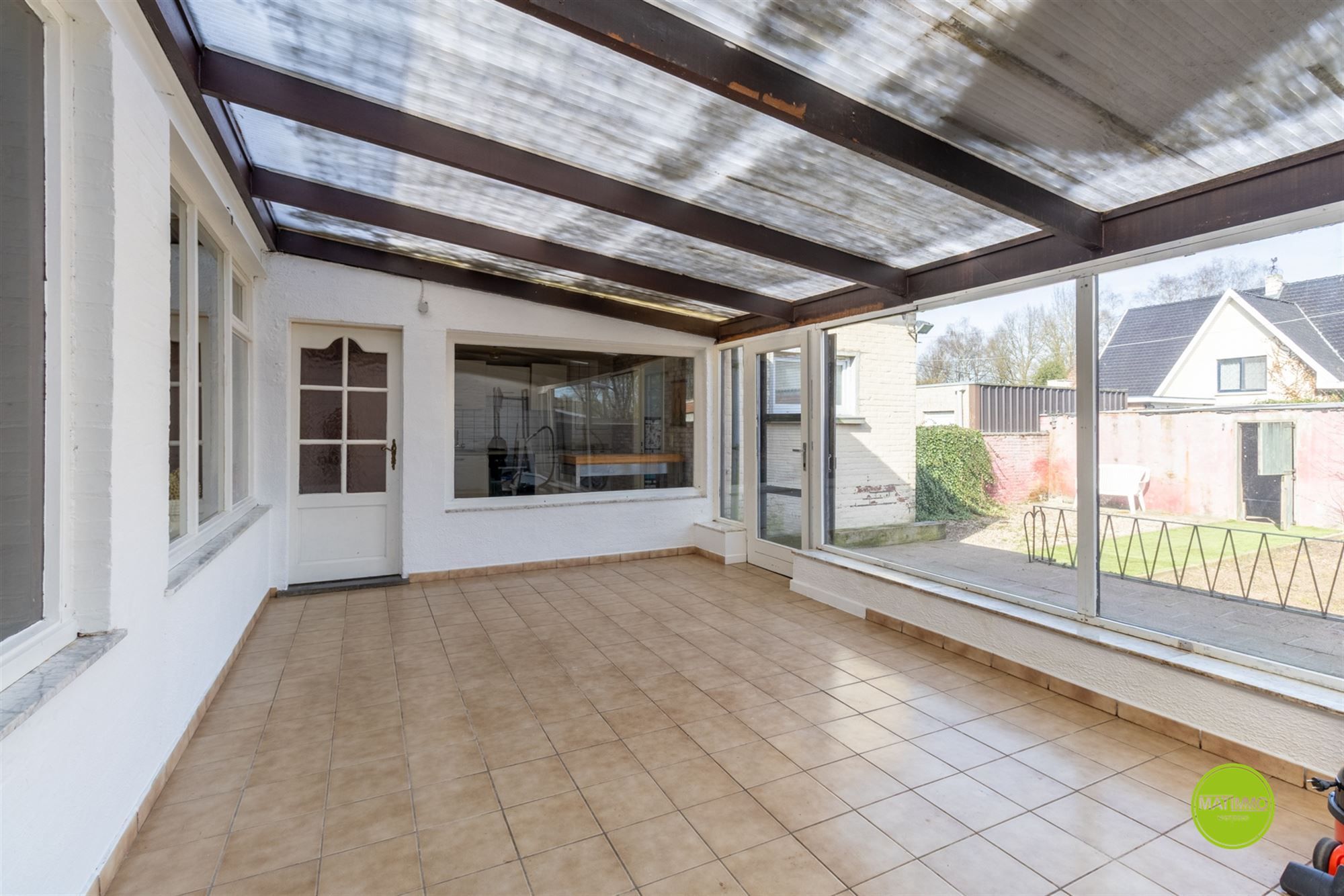 Handelshuis met woonruimte in hartje Beverlo foto 13