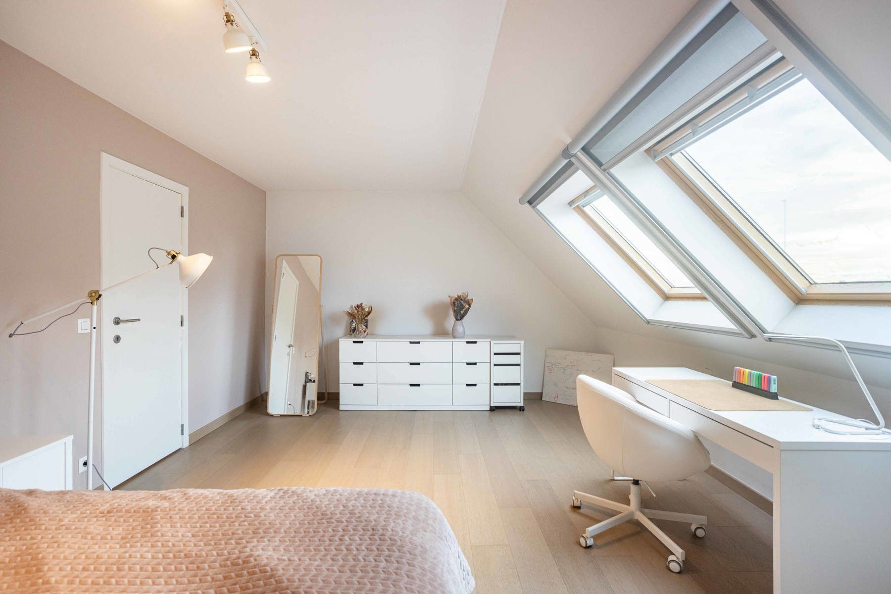 Te koop - moderne energiezuinige woning met 4 slaapkamers foto 23