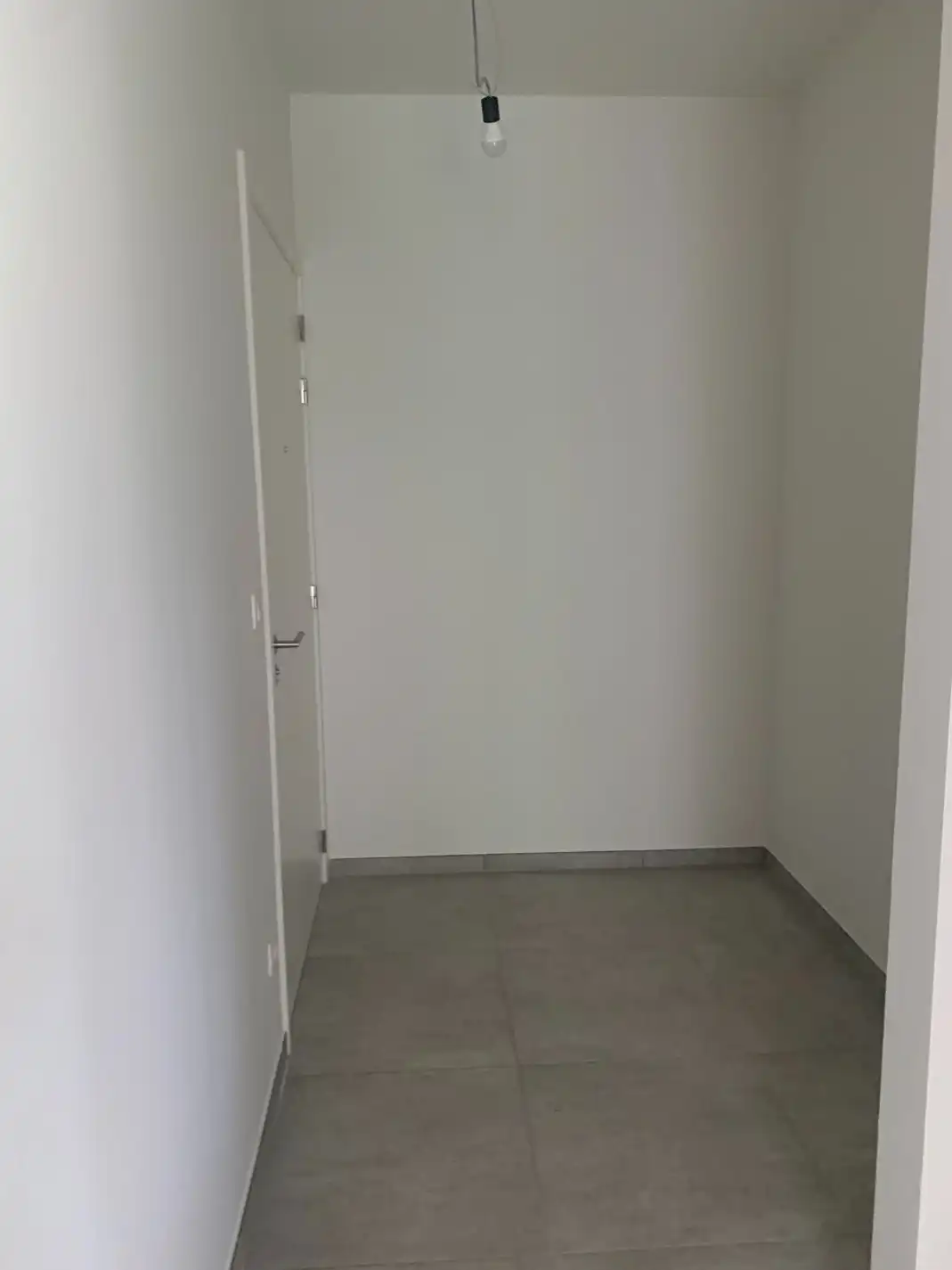 Energie zuinig 2 slaapkamer appartement te huur in het hart van Diepenbeek. foto 8