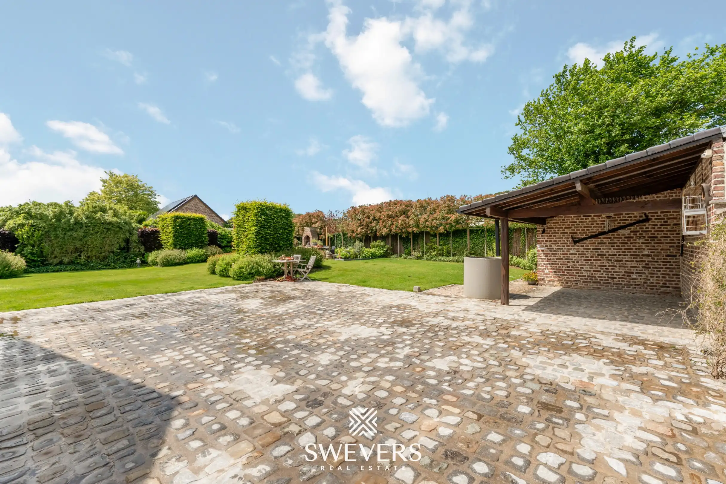 Ruime villa met 4 slaapkamers en prachtige tuin op 10a 49ca foto 29