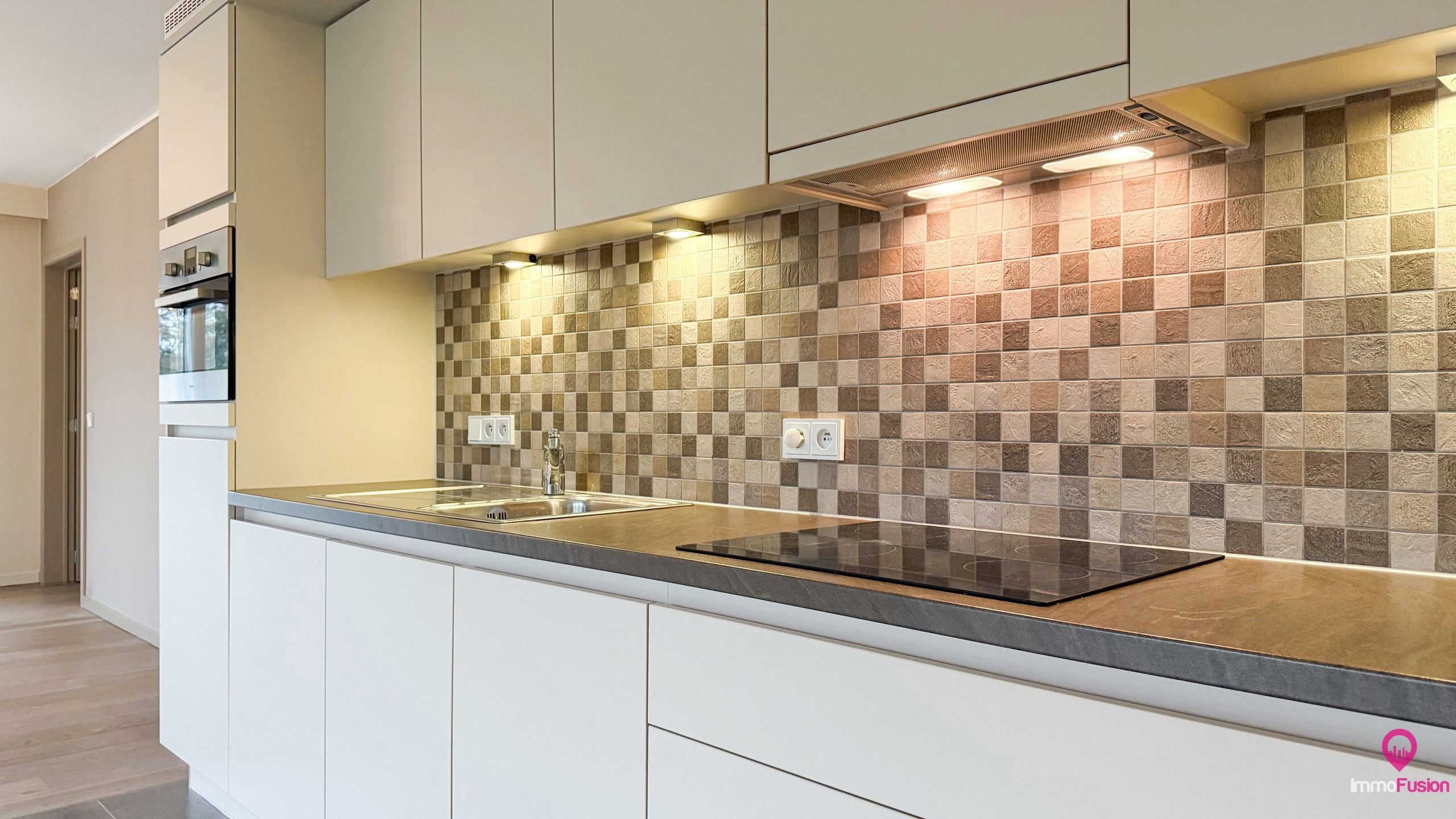 Stijlvol serviceflat met comfort, rust en zekerheid! foto 8