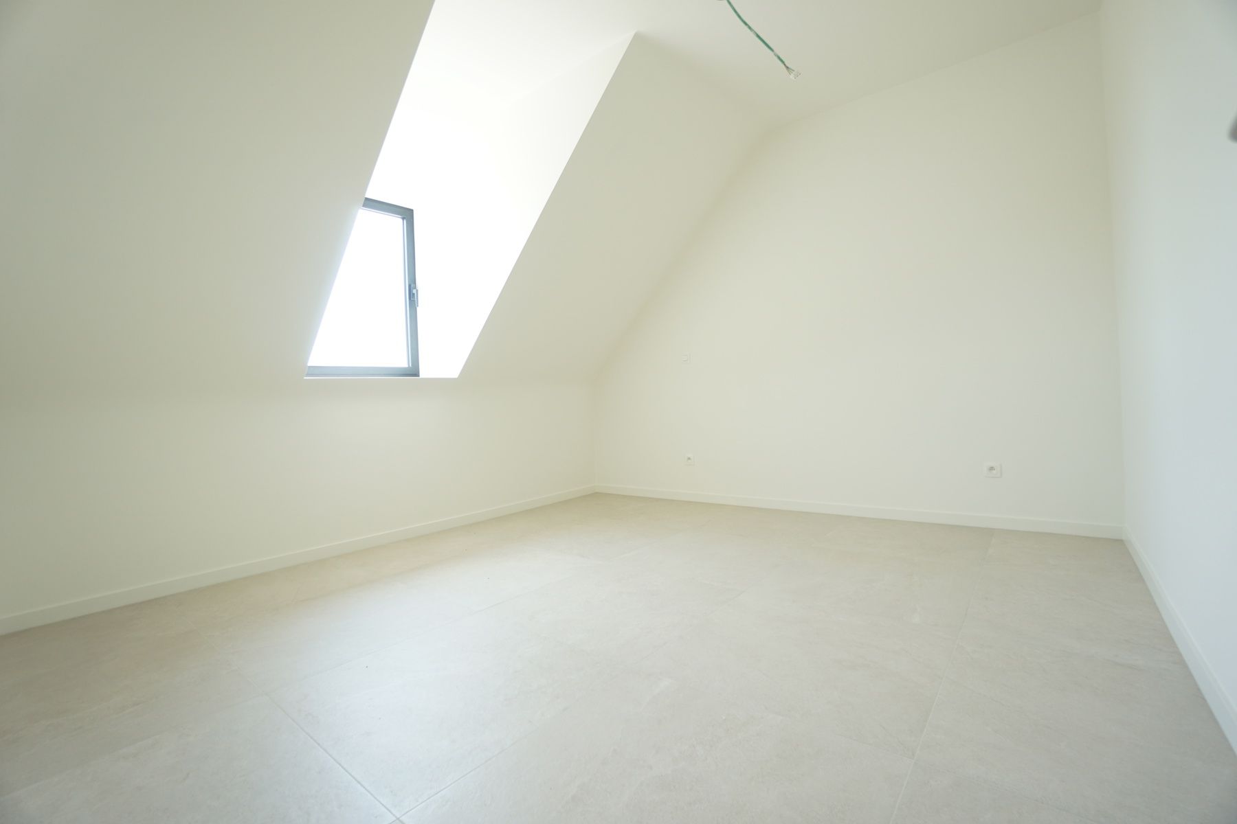 Ruim nieuw app. met 2 slpk. en groot terras op toplocatie! foto 8