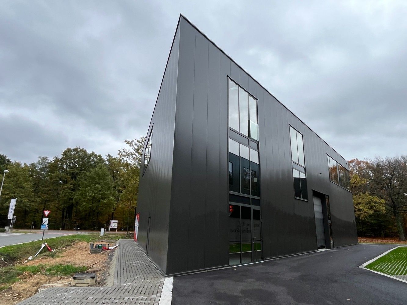 KMO-unit 29 glvl +/- 344m² foto 22