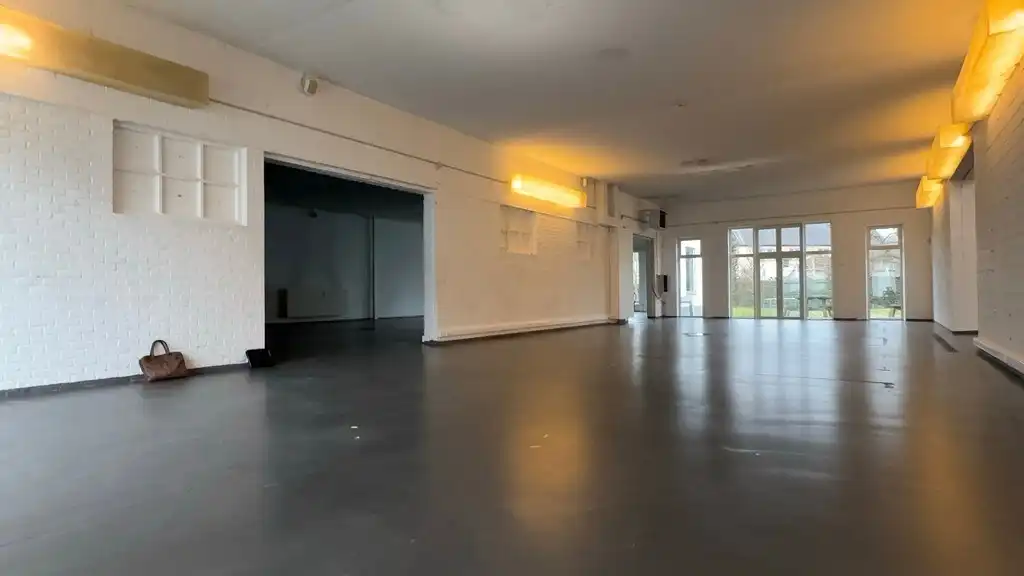 Multifunctionele ruimte te huur vlakbij R4 en E40 in Drongen foto 11