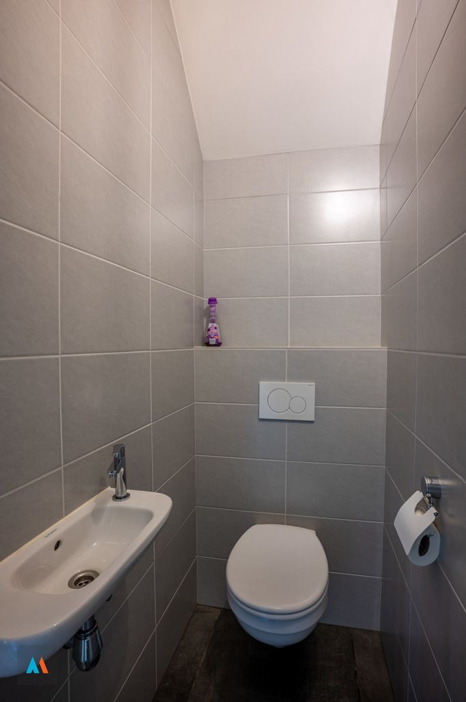 Kantoor/Praktijkruimte te Brecht (Sint-Lenaarts) foto 8