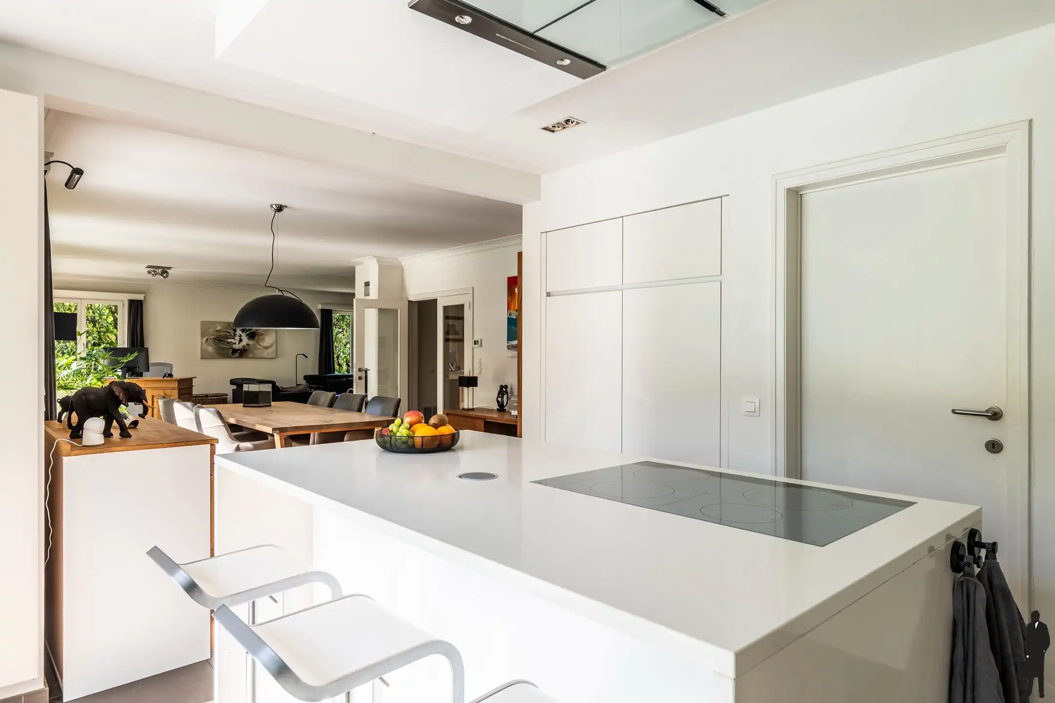 Charmante villa met zwembad op rustige ligging foto 10