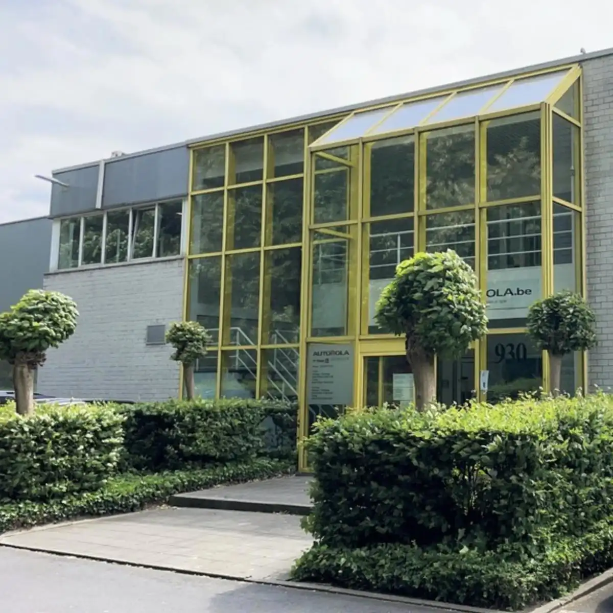 TE HUUR – Kantoorruimte A12 Wilrijk foto {{pictureIndex}}