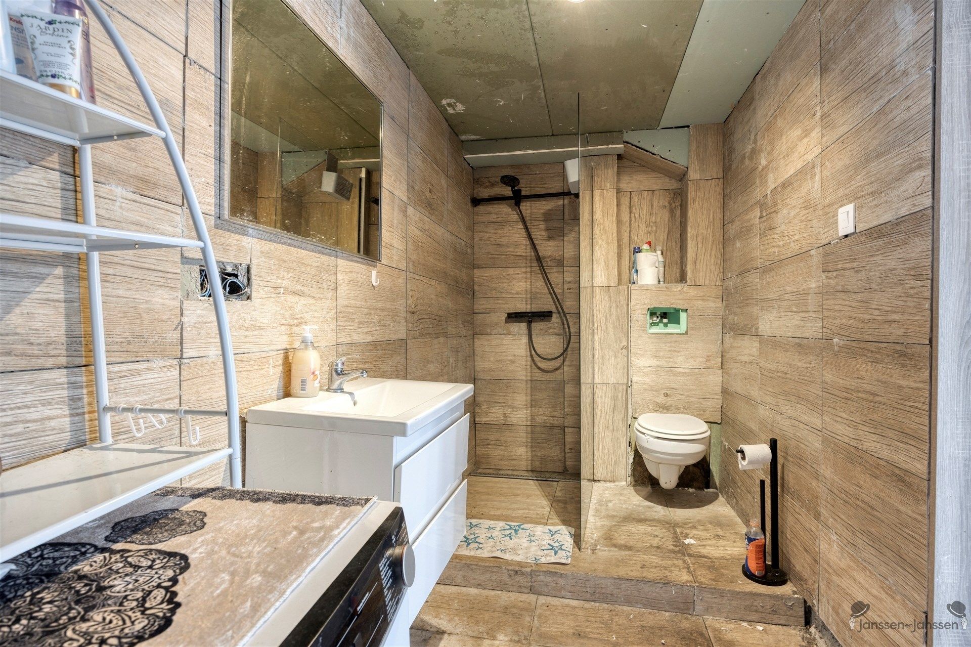 Te renoveren woning foto 31