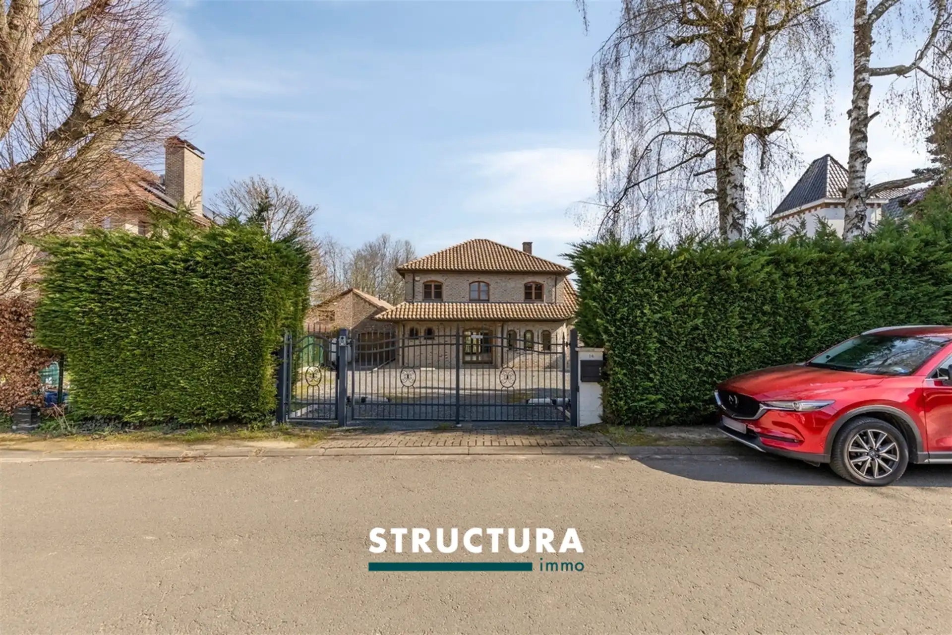 Instapklare villa met 4 slaapkamers, grote tuin en absolute privacy foto 27