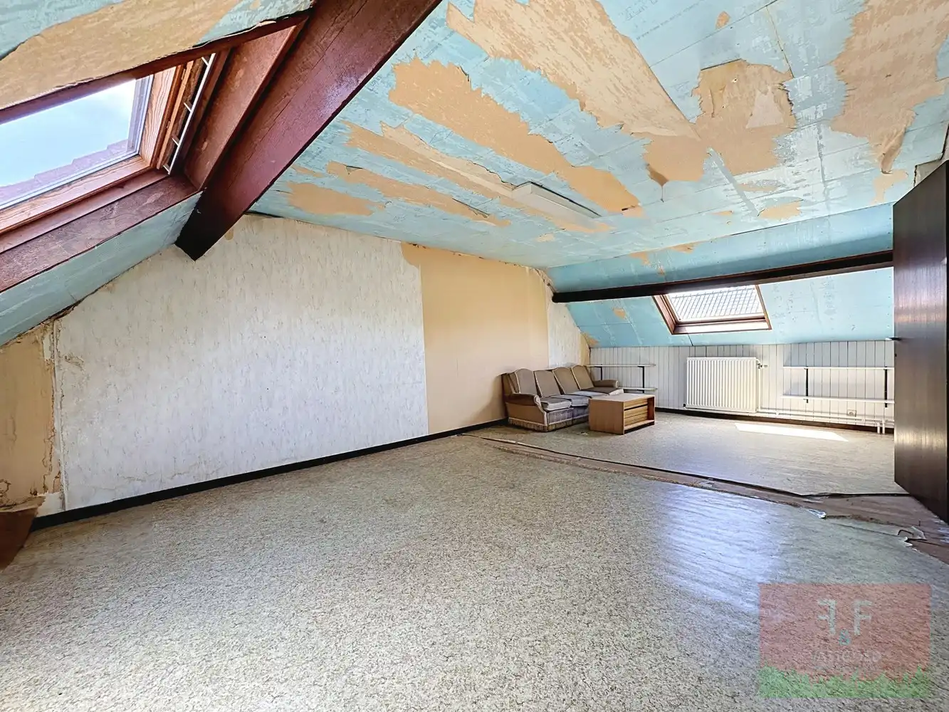 Gezinswoning met 7 slaapkamers, garage en tuin te Aalst foto 18