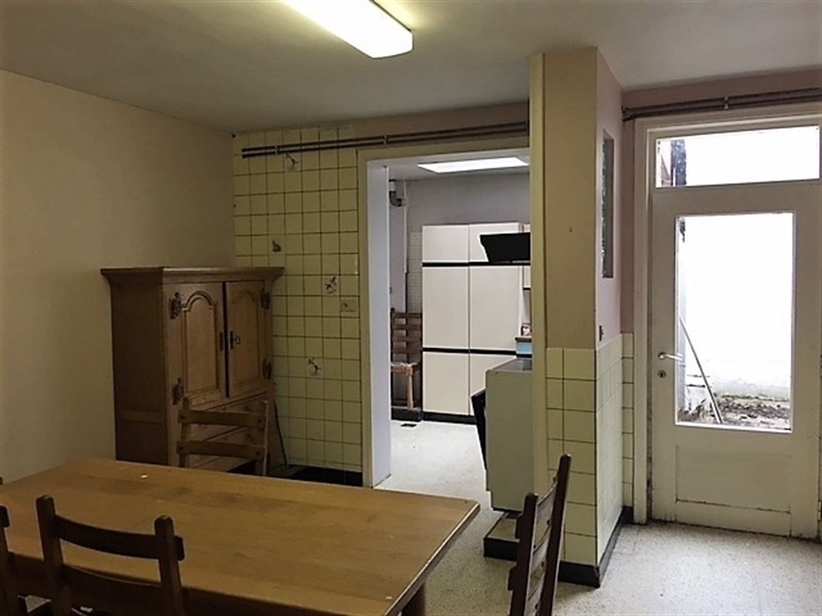 Ruime woning te koop in centrum van Stavele! foto 5