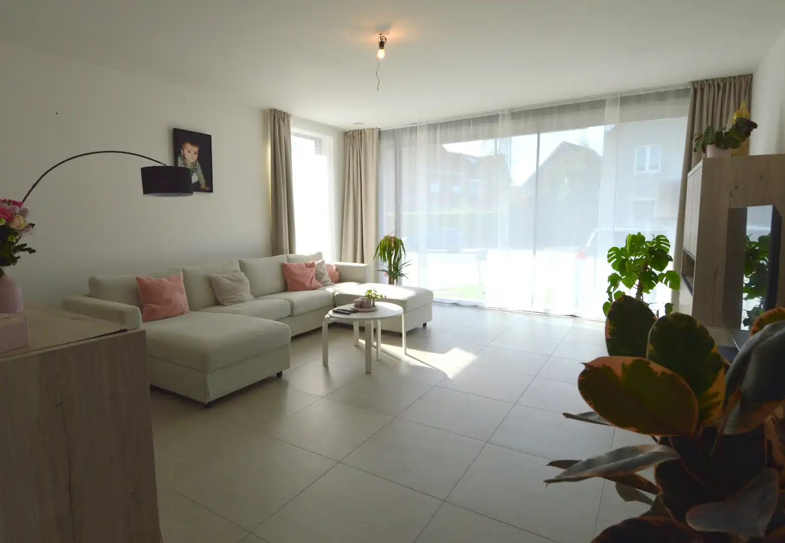 Ruime nieuwbouwwoning met 3 slaapkamers en tuin in Gullegem foto 2