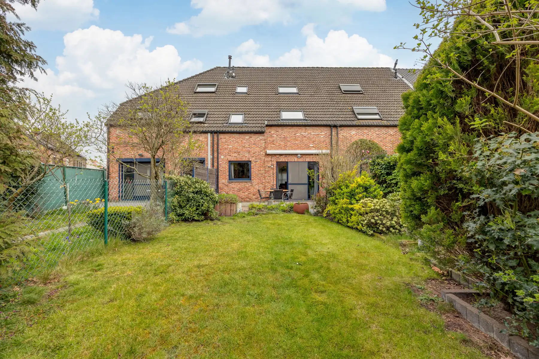 Instapklare woning met 4 slaapkamers in het centrum foto 19