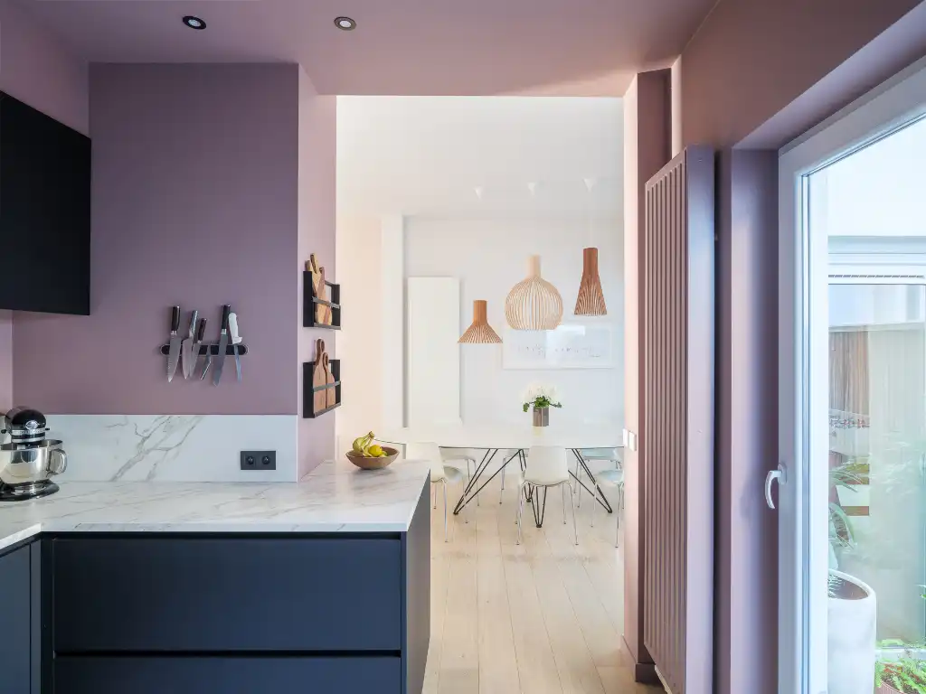 Karaktervol gerenoveerde gezinswoning (232 m²) met onder meer vijf slaapkamers. foto 8