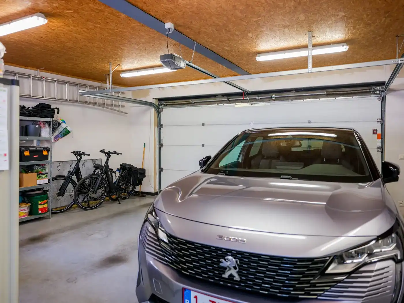 Halfopen instapklare woning in centrum Ingelmunster foto 10